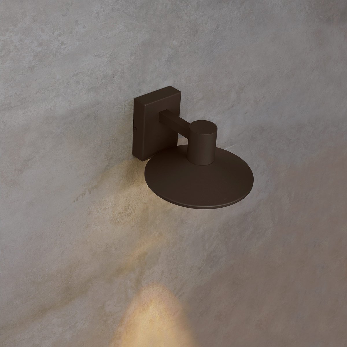 Visual Comfort Modern Ash Outdoor Wall Sconce with Clear Lens | Lightopia