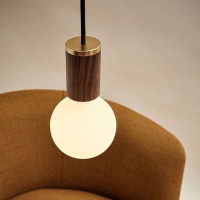 Porcelain III bulb and Oak pendant US - Thumbnail 3