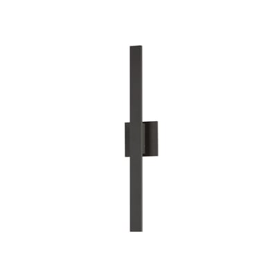 ET2 Alumilux Line Linear 120V Outdoor Wall Sconce in Bronze, made of durable Aluminium for stylish outdoor lighting.